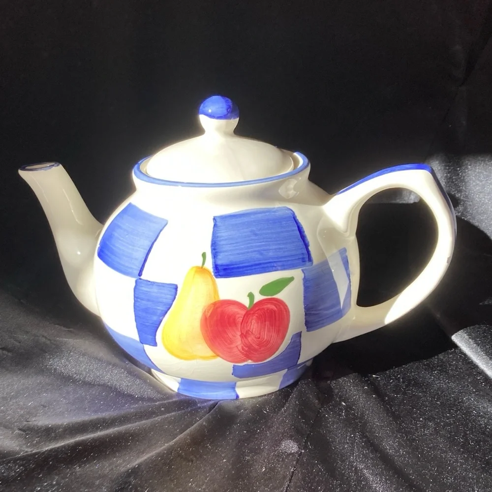 Cooks Club Fruity Vintage Teapot